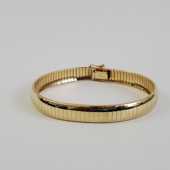 Rare Vintage Find Jewelry - Heavy 14K Gold Omega Herringbone Snake Style Bangle Bracelet